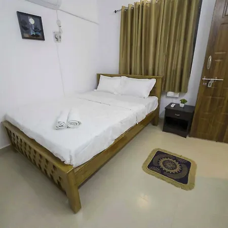 Sai Guest House Tiruvannamalai Exterior photo