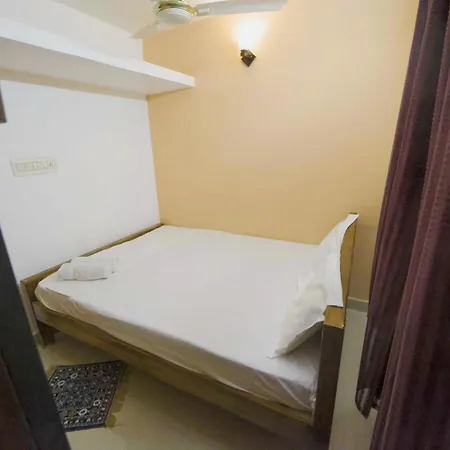 Sai Guest House Tiruvannamalai Exterior photo